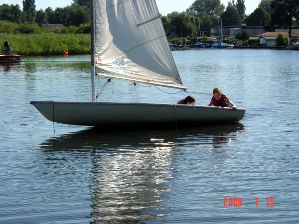 Foto vom Training der Segel-AG auf dem Steinhuder Meer 2006