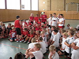 Foto vom Sporttag der 5. Klassen des TGG am 26.08.2009
