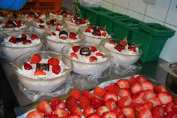 Foto vom Dessertbuffet am 09.05.2014