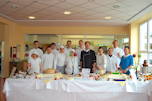 Foto des Mensa-Teams kurz vor Buffet-Eröffnung