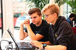 Programmierende TGG-Schüler (Foto: Andreas Meinders)