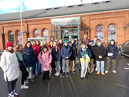 Foto der Theater-Exkursion der Klasse 6a nach Oldenburg (Januar 2023)