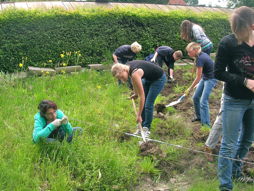 Foto von den Arbeiten in Ernst Pagels Garten