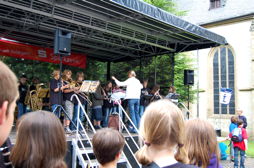 Die Klasse 6db unter der Leitung von Frau Siebels-Dahlke beim Bläserklassentag 2010 in Goslar