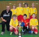 Das Siegerteam beim DFB-Schulfußballturnier am 04.03.2009 in Leer