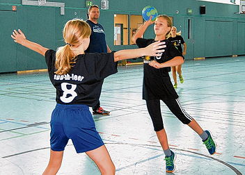 Foto vom Training der Handball-AG des TGG