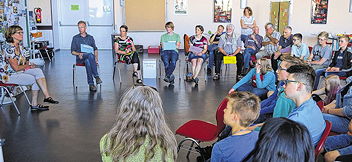 Foto vom  Workshop in der Aula des Leeraner Teletta-Groß-Gymnasiums